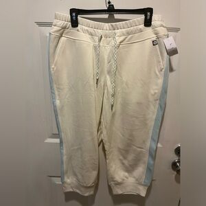 Livi Capri Jogger